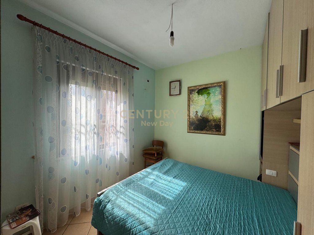 Shitet Vile 2-Kateshe ne Shkozet 235.000 Euro