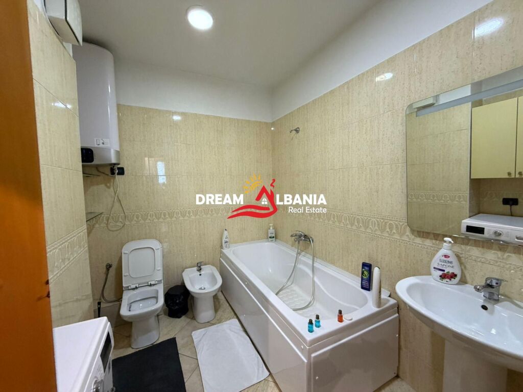 Apartament 3+1+2  me qera tek komuna e parisit prane kompleksit Kika (ID 4231259)