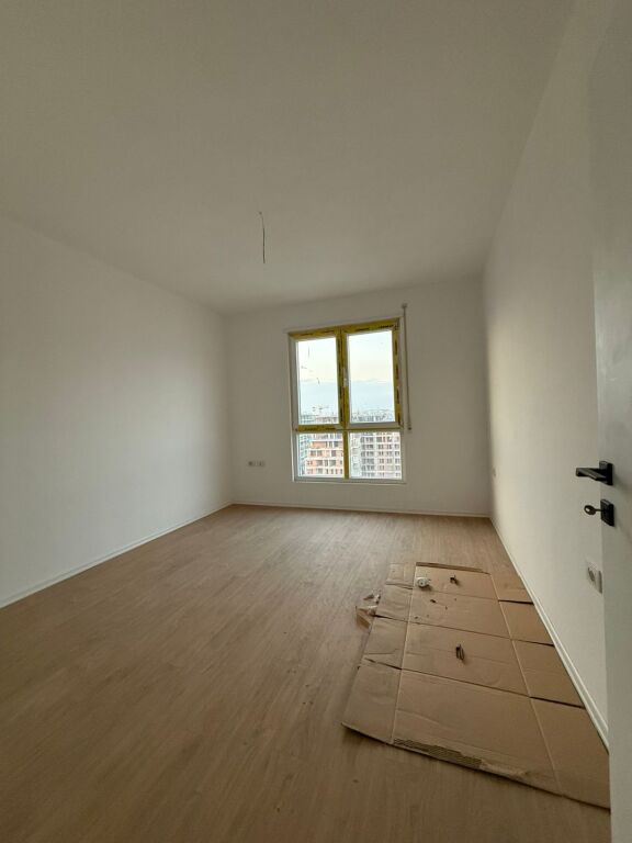 🏠 Shitet Apartament 1+1 - tek 5-Maji