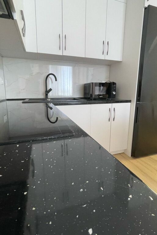 1+1 per qera , Bulevardi I Ri