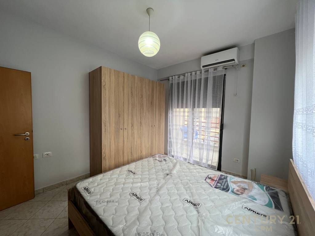 Apartment 2+1 for rent at Komuna e Parisit!