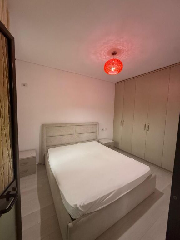 Apartament me qera 1+1 - 📍Vasil Shanto, prane universitetit Mesdhetar