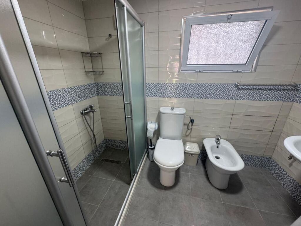 Apartment for Rent at the Intersection of the Paris Commune!