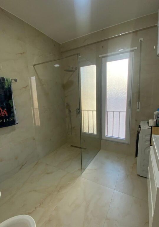 🏡 Apartament 2+1+2 me qira – Pazari i Ri