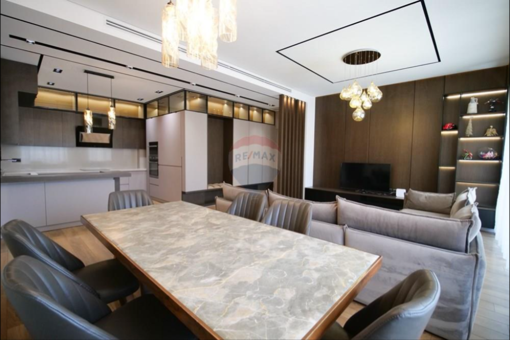 Apartment for sale 2+1+2+parking for sale at Delijorgji