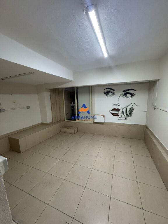 PREMISES FOR RENT 16M2 " VASIL SHANTO " 262 EURO