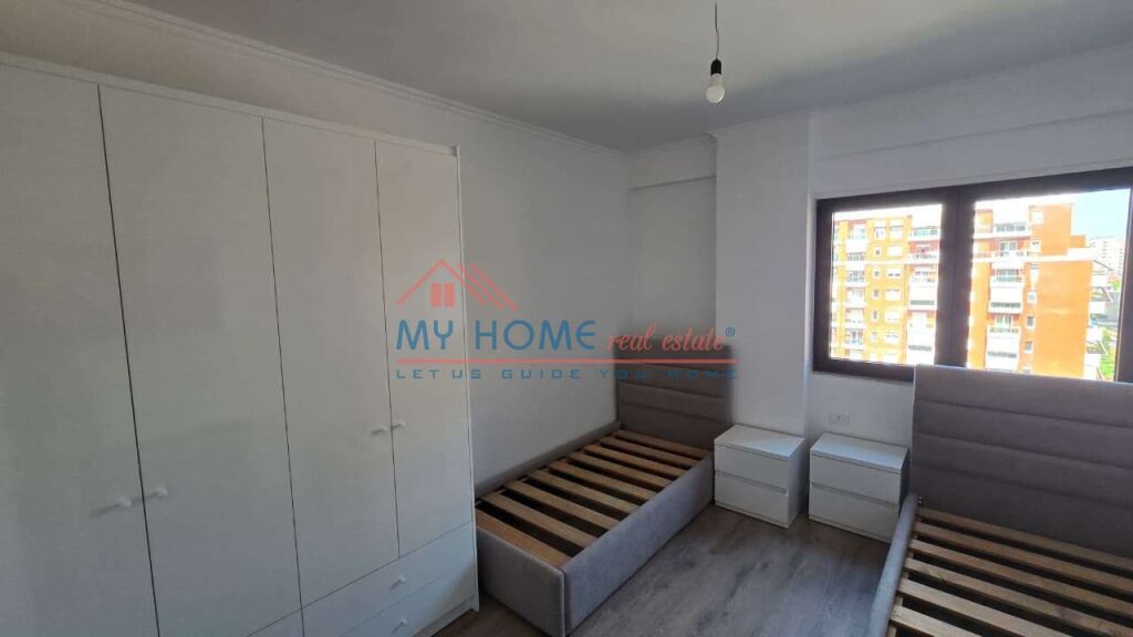 Appartamento 2+1+posto auto in affitto alla Nuova Anello a Tirana