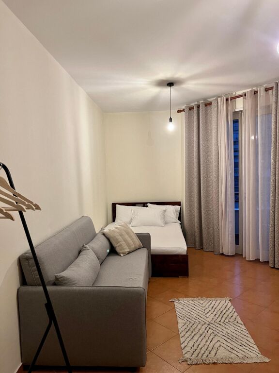 Studio apartment for rent near Elbasanit Street (ID BG171) Tirana