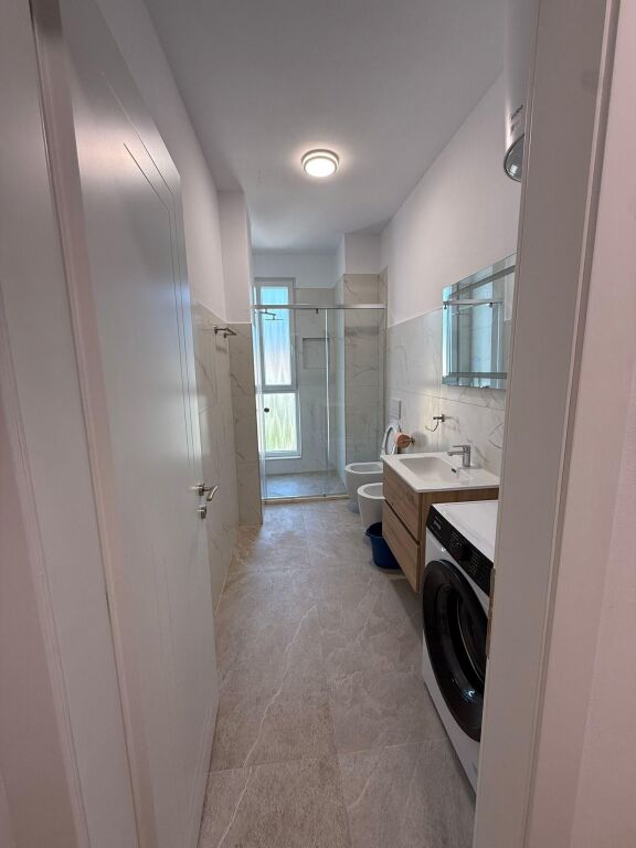 APARTAMENT 1+1, TE SIRI KODRA