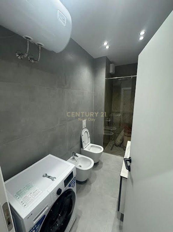 1+1 ME QIRA PRANE BLUE STAR