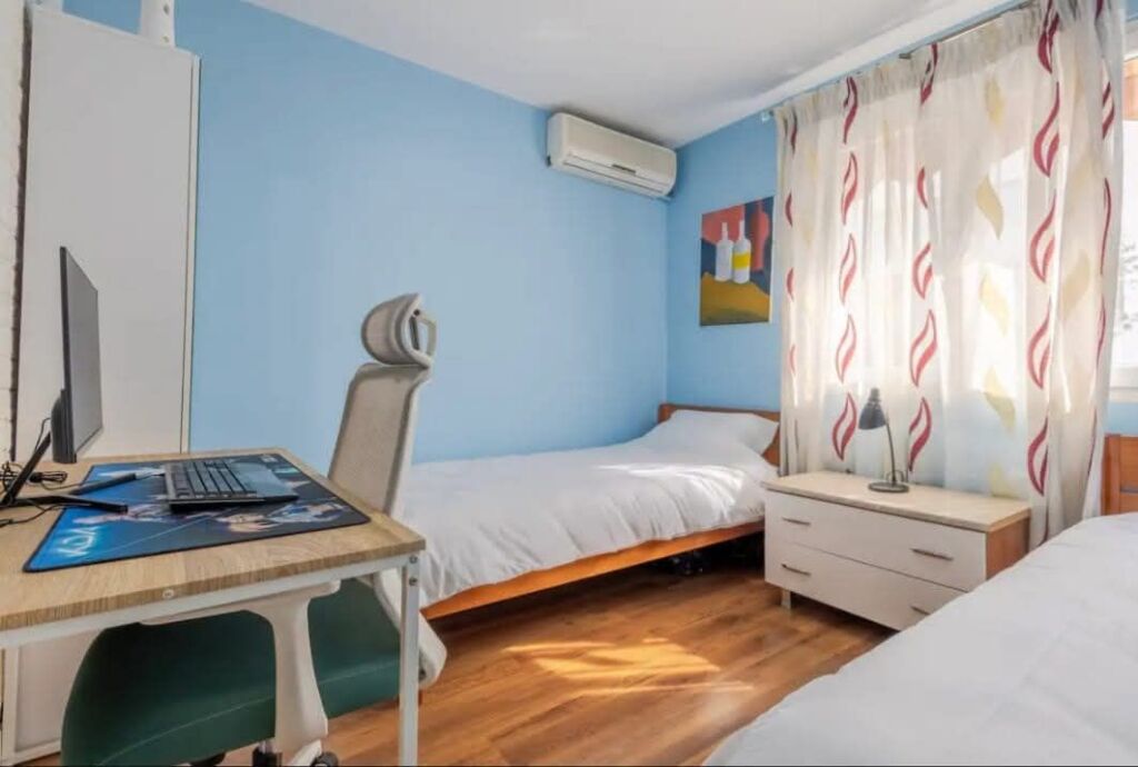 FOR RENT 2+1 APARTMENT - WILSON SQUARE, TIRANA