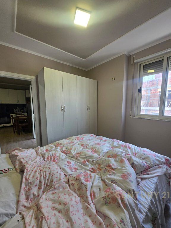 Appartamento 2+1 in vendita vicino alle ville di Vienna a Golem!!! 
