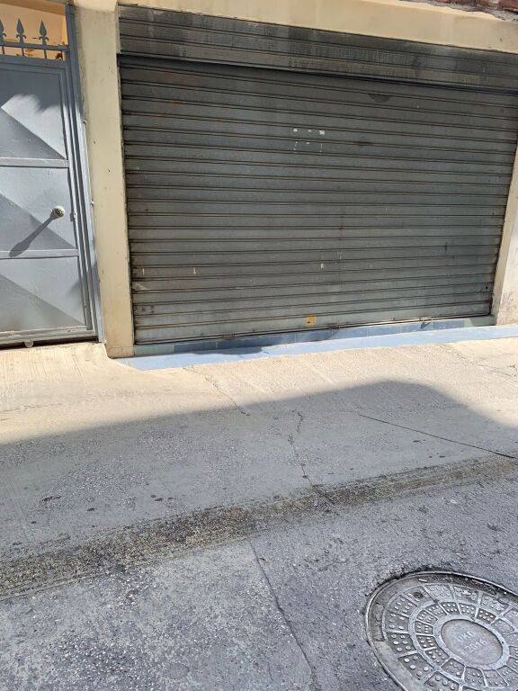 Shitet vile 2 kateshe bashk me 2 dydane prane Gjykates Durres