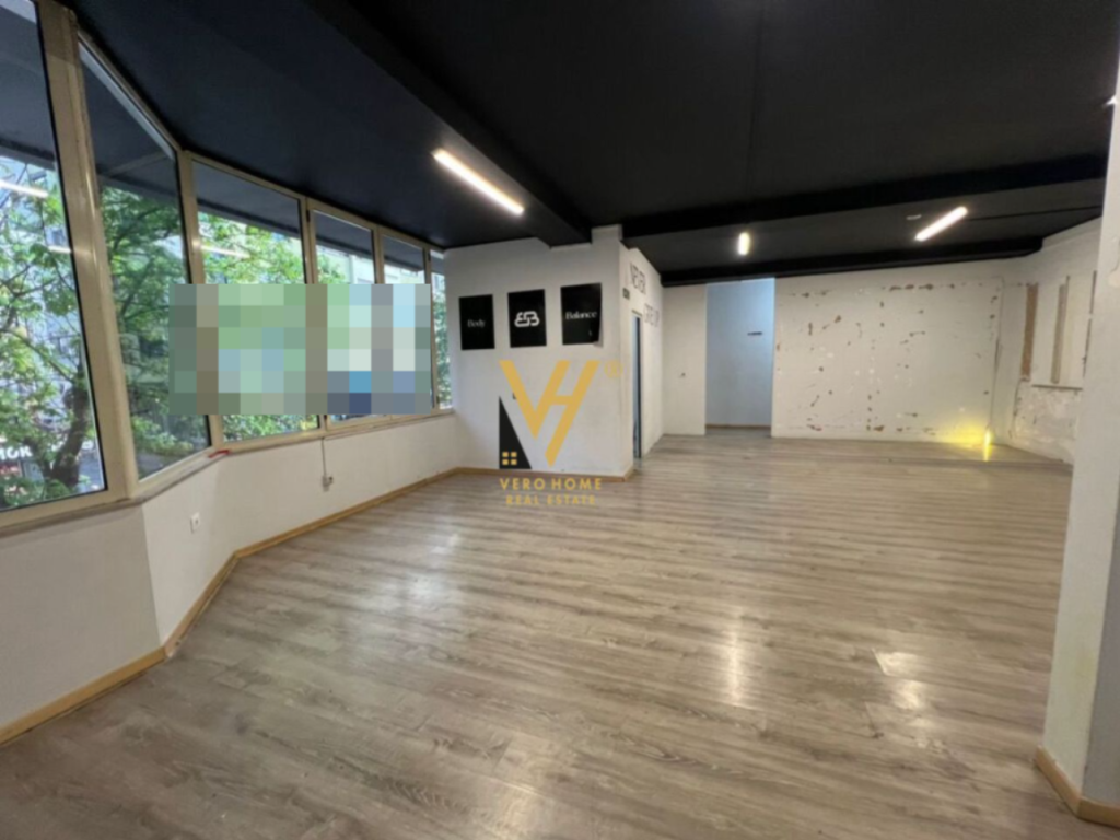 BUSINESS PREMISES 115 M2 FOR RENT AT LSI, BLLOK 1,500 EURO