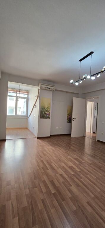 APARTAMENT 1+1, TE MINE PEZA