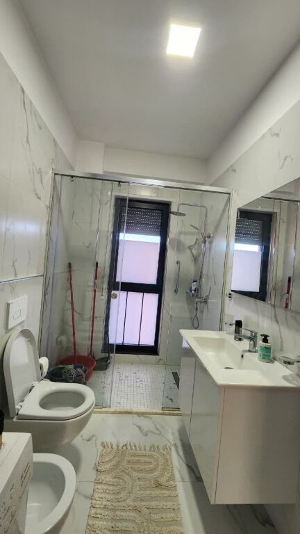 APARTAMENT 2+1 PER QERA TEK PAZARI I RI