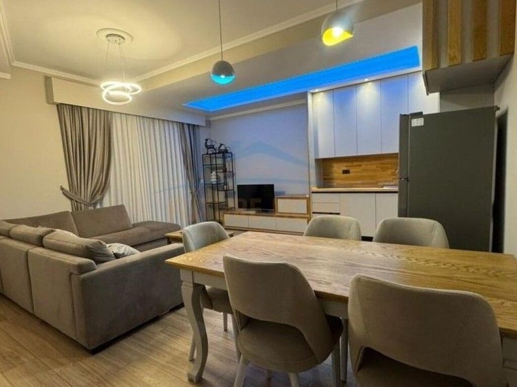 Qera, Apartament 2+1+2+Post Parkimi , Jordan Misja , Tirane