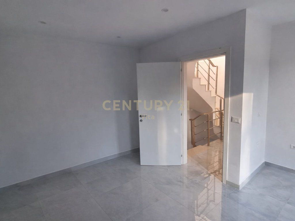 VILLAS FOR SALE ADJACENT TO VM RESORT AND AQUAPARK GOLEM, DURRES