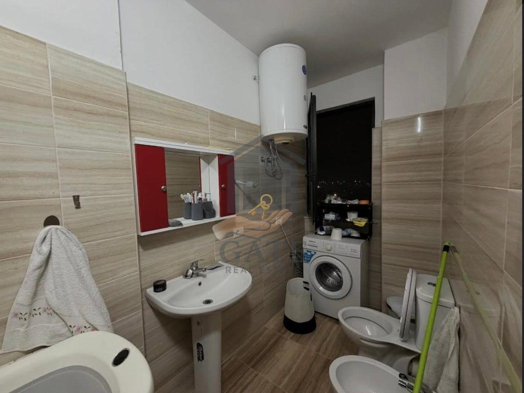 Shitet Apartament 3+1+2t+2b, Shkozet Durrës