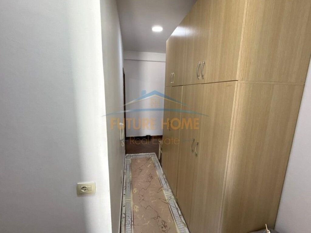 Shitet, Apartament 1+1, Unaza e Re, Tiranë