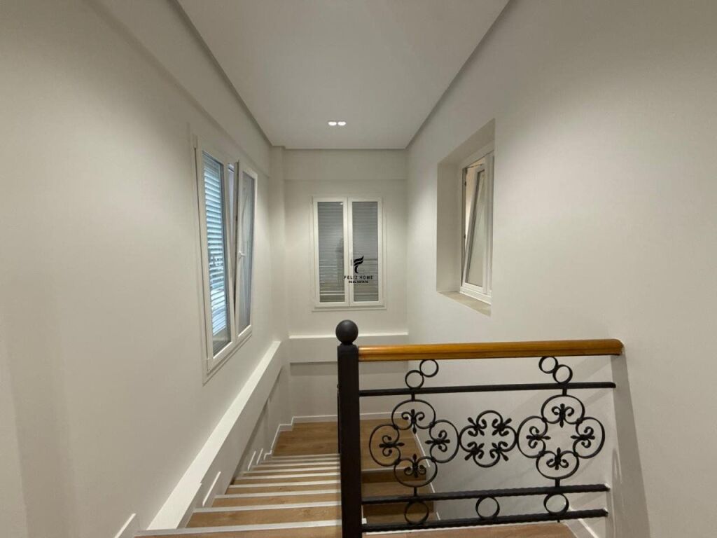 VILLA FOR RENT 2 FLOORS ELBASANIT STREET 900,000 LEKE FH-69629