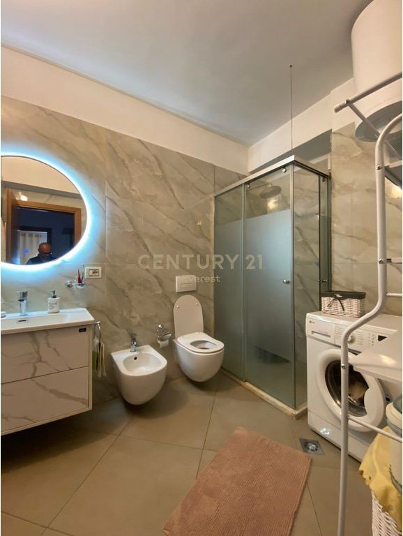 Apartment 2+1+2 for rent on Kavajes Street!