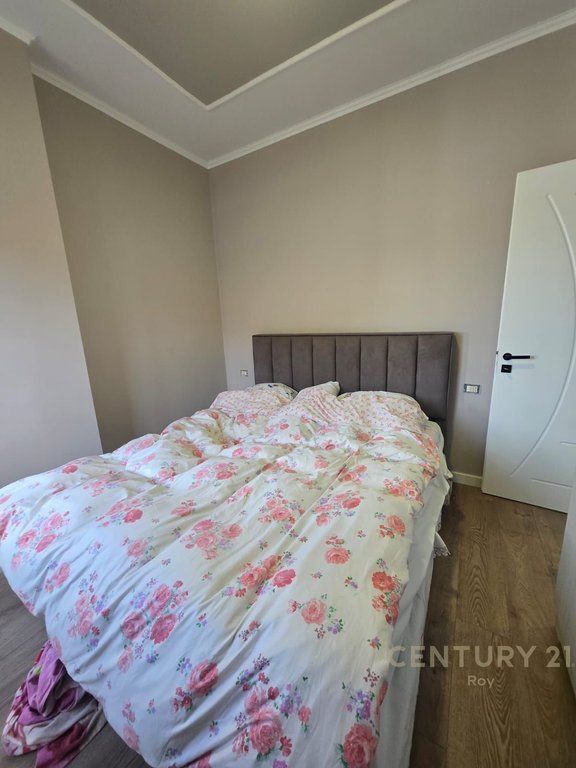 Appartamento 2+1 in vendita vicino alle ville di Vienna a Golem!!! 
