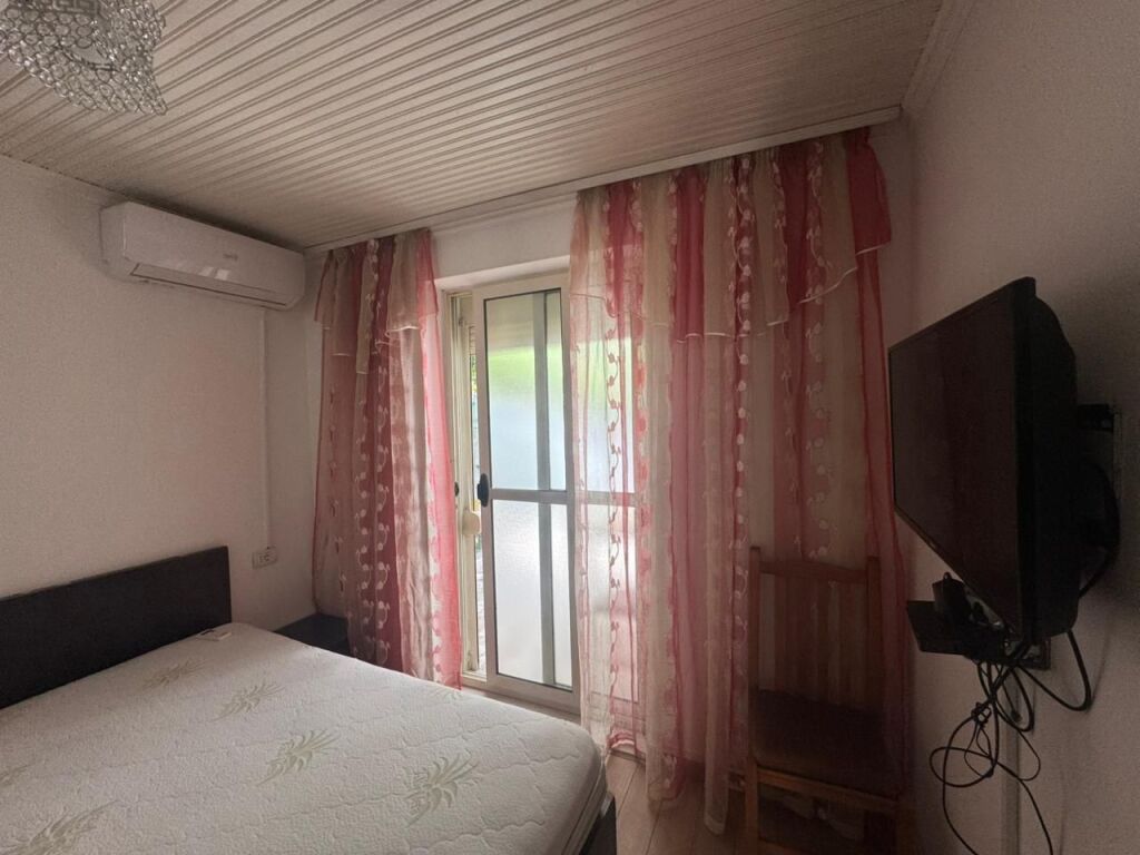 Apartment for Rent at the Intersection of the Paris Commune!