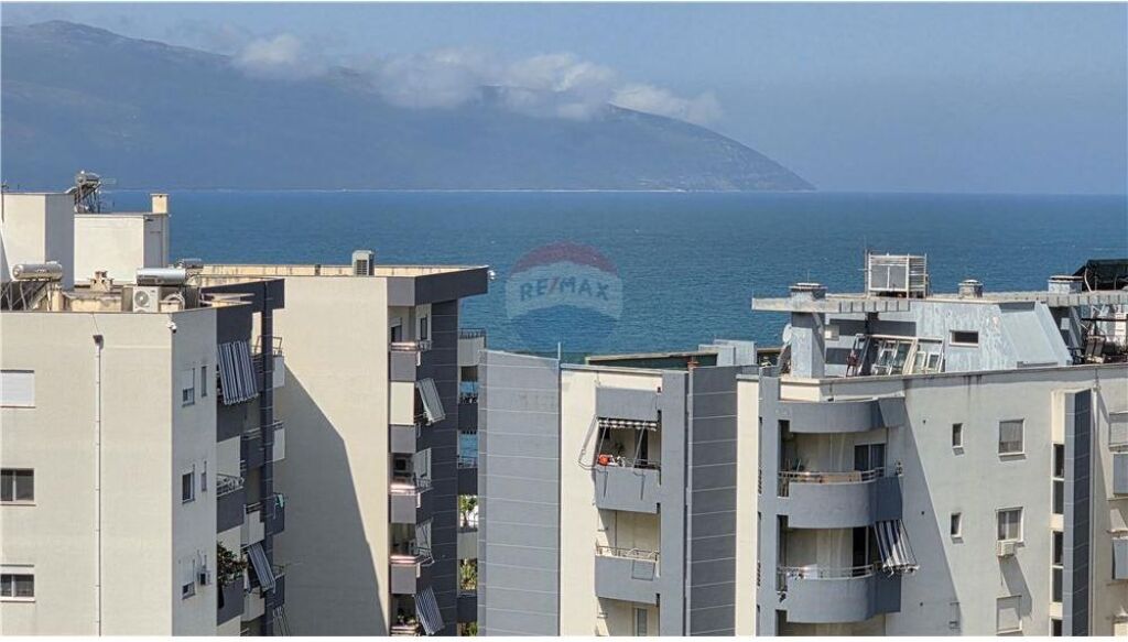 🌊 APARTAMENT LUKSOZ 1+1 NË SHITJE – LUNGOMARE, VLORË 🏖️