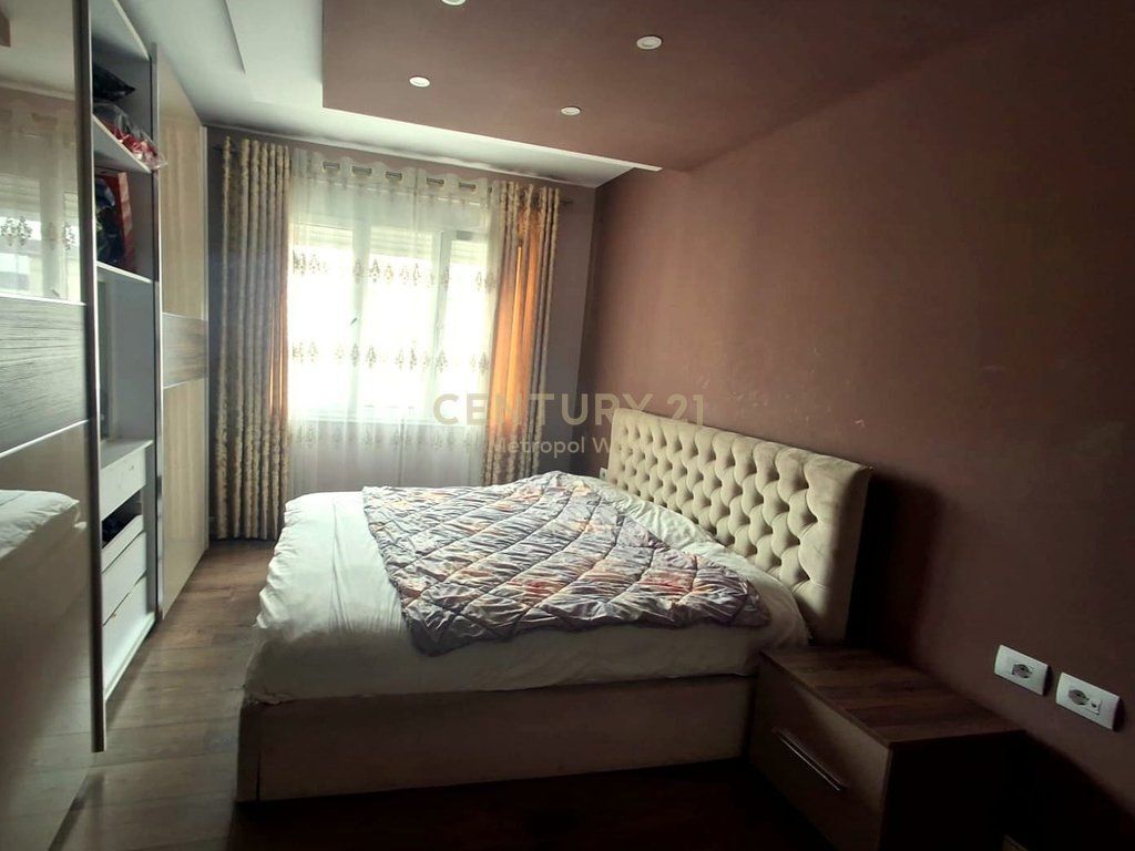 Jepet me Qira Apartament 2+1+Ballkon – tek Shkolla e Baletit