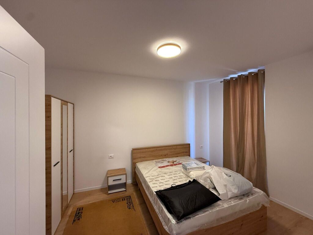 APARTAMENT 1+1, TE SIRI KODRA