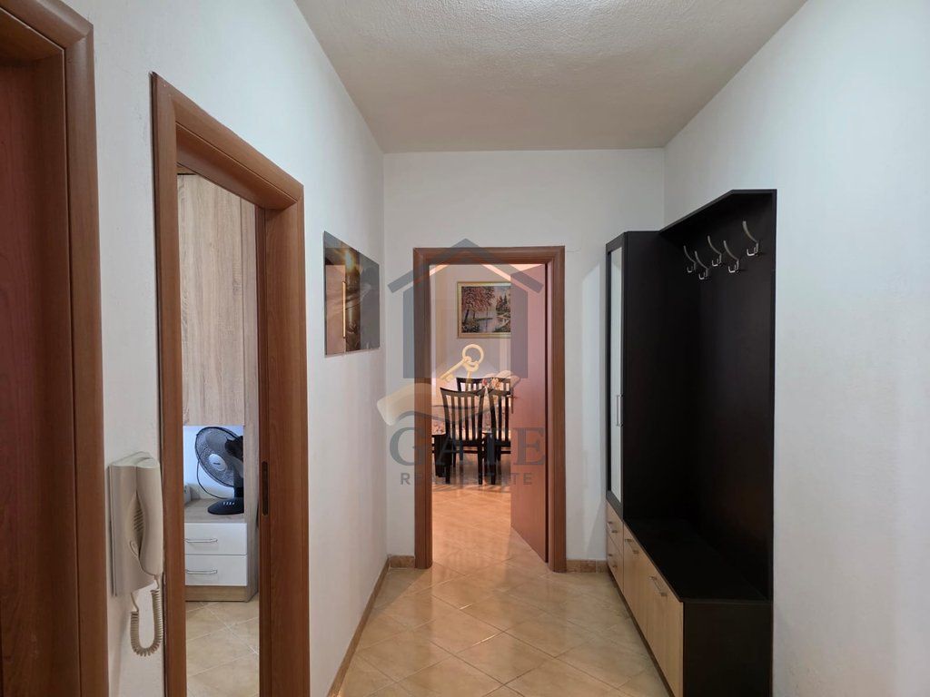 Jepet me qera, Apartament 2+1, UKD, Durrës