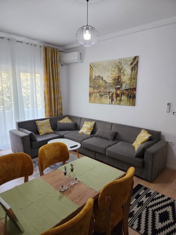 🏡 Apartment 2+1 for Rent – 21 Dhjetori