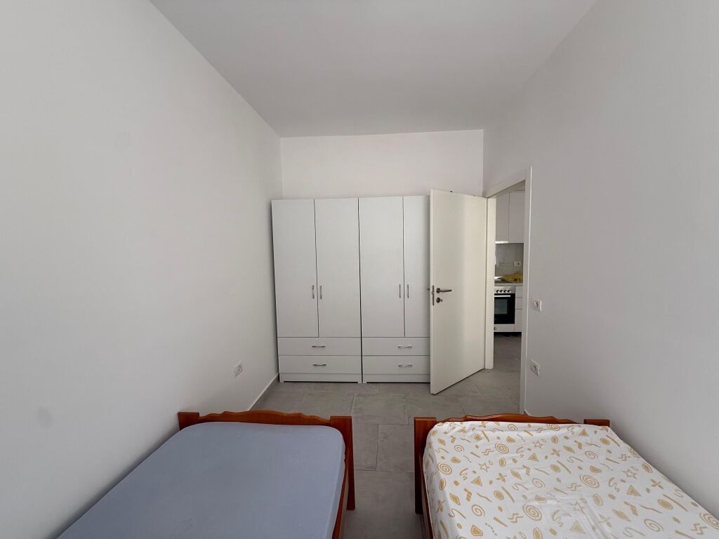Apartament 1+1 me qera tek Big Market ne 5 Maj