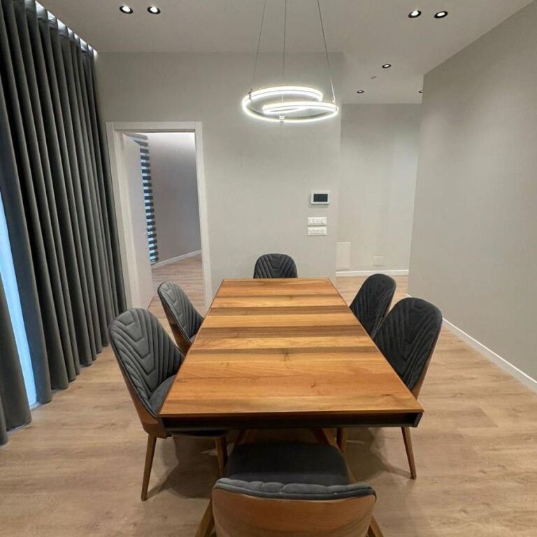 🏛️✨ Vilë Luksoze me Qira – Rezidenca “Green Valley”, Liqeni i Thatë ✨🏛️