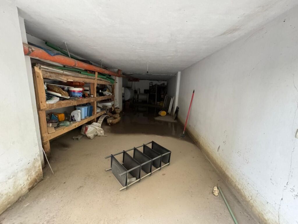 FOR SALE 2 APARTMENTS + SUPER VERANDA WITH SEA VIEW + CLOSED GARAGE