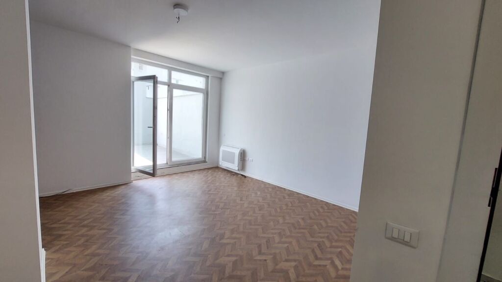 Zyre per qera 90 m2 te Kika 2