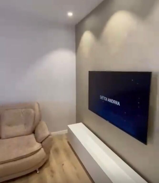 Shtepi private me qira tek Rruga e Kavajes!