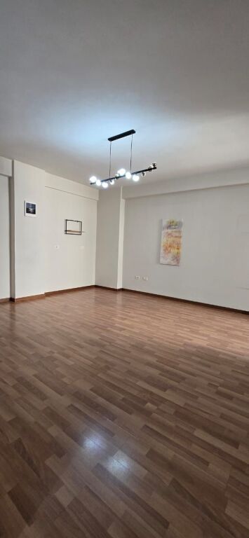 APARTAMENT 1+1, TE MINE PEZA