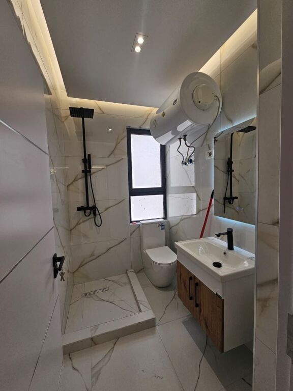 Shitet apartament 2+1+2 tek Pallati me Shigjeta