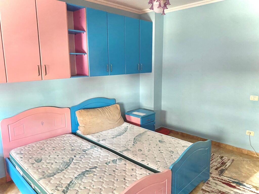 Apartament 2+1+2 Liqeni Thate (colombo)