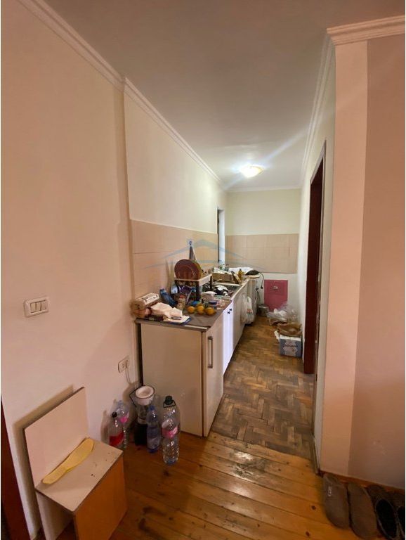 In vendita, Appartamento 2+1, Via delle Barricate, Tirana. Empire67700