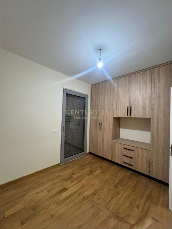 Apartment 3+1+2 for rent at Farka Lake