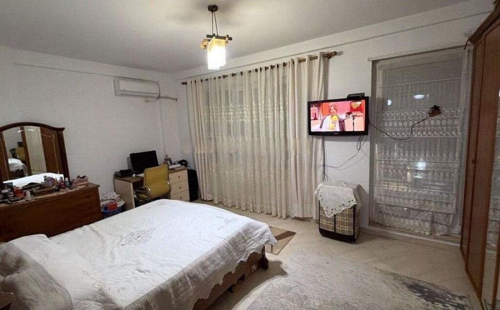 Shitet 1+1 te Gener 2 ne rrugen “Jordan Misja”.