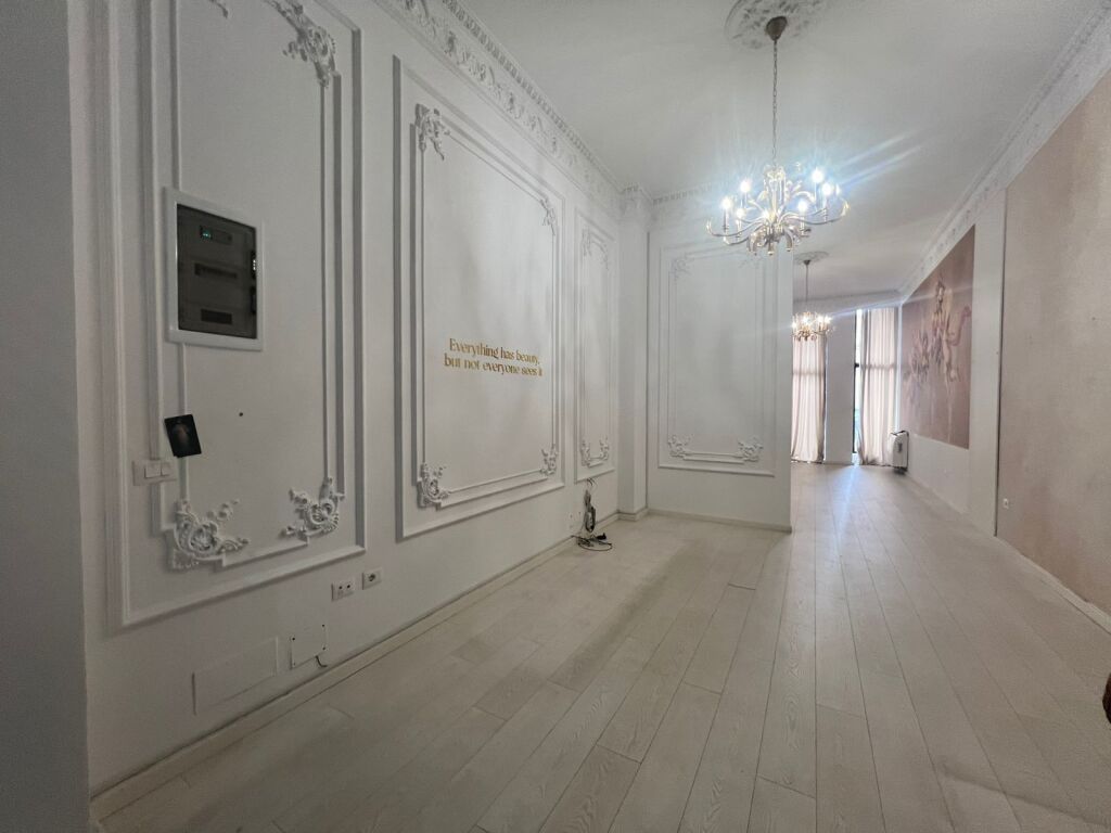 Shop for Rent at Garden Building