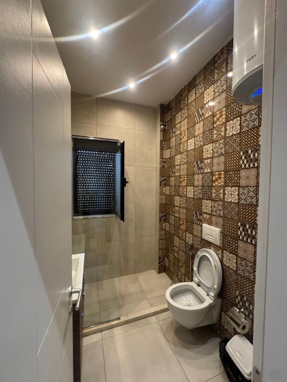 Super ap 1+1 at myslym shyre ( 4th floor )