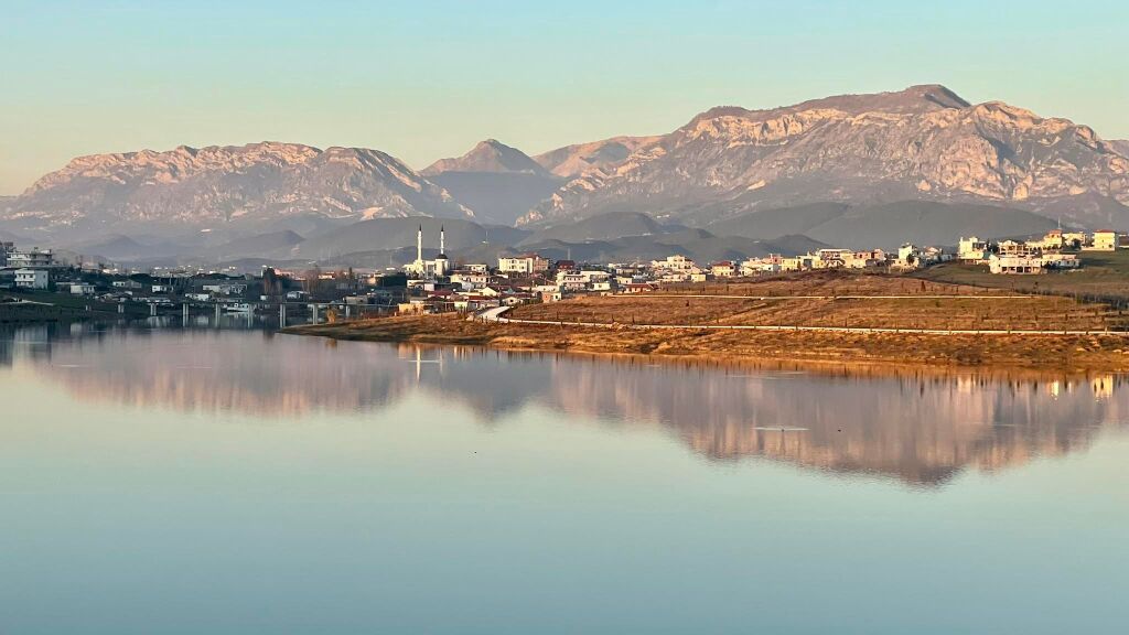 SHITET APARTAMENT 1+1 " PRANË LIQENIT TË PASKUQANIT " 61000 EURO