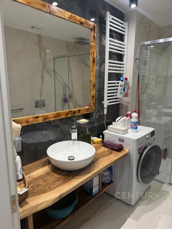 VENDESI SUPER APPARTAMENTO 1+1 A GOLEM !