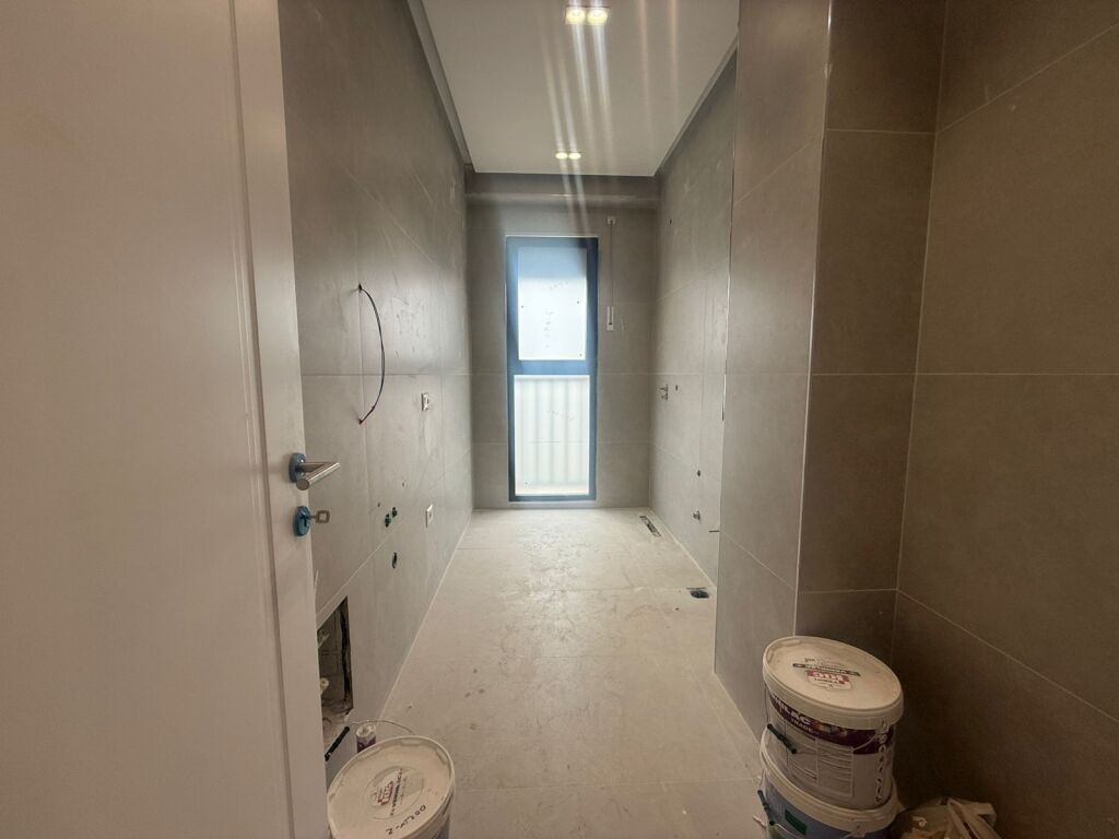 Apartment 2+1+2 for Sale, New Boulevard