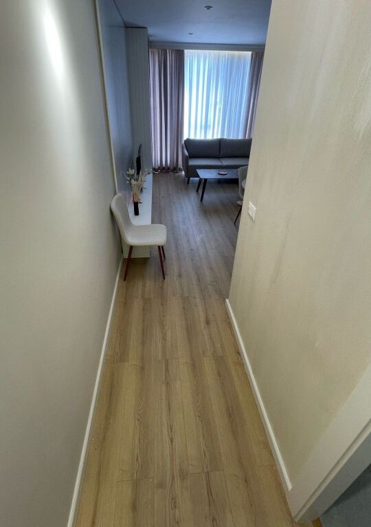 1+1 per qera , Bulevardi I Ri